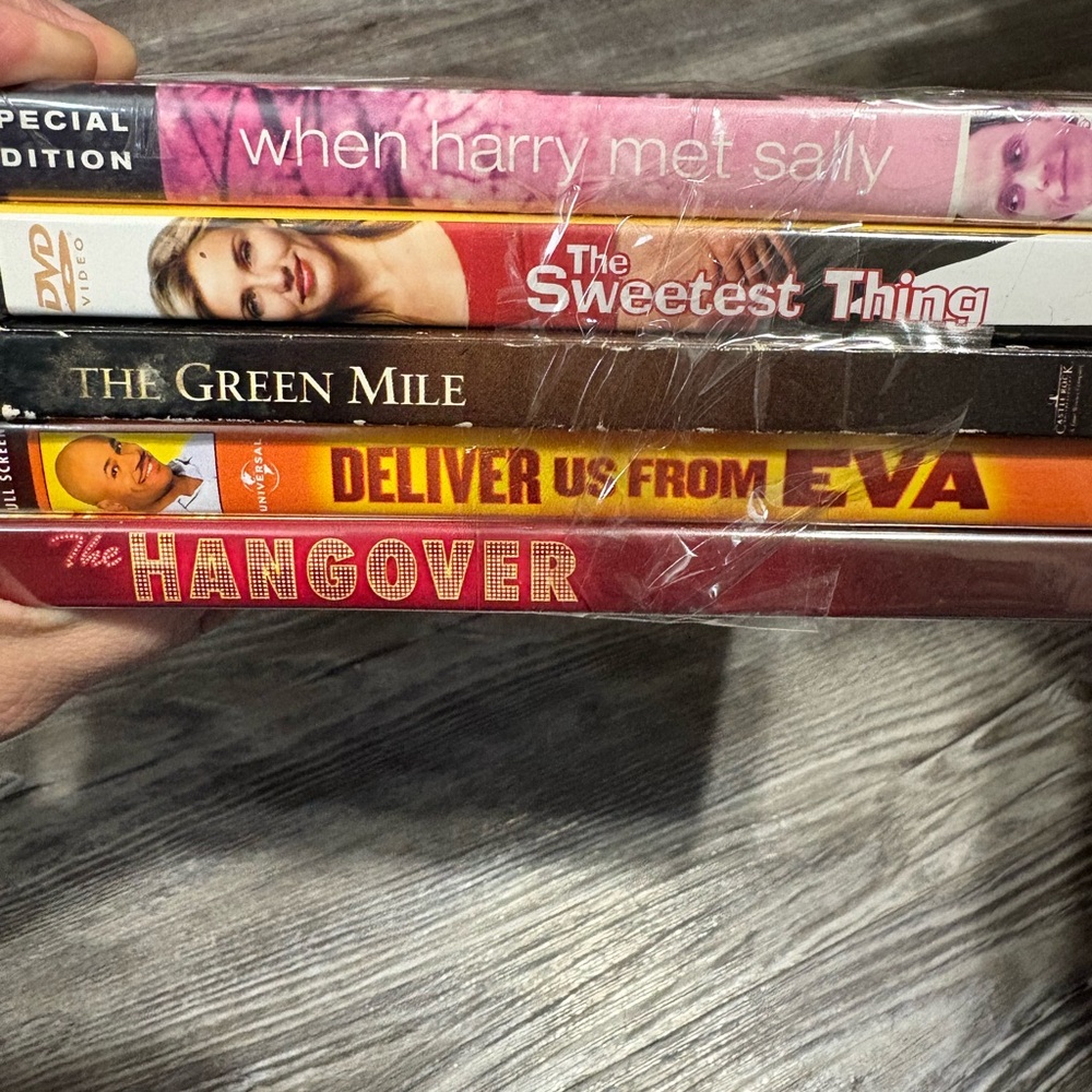 21 DVD Movie Collection - Multicolor